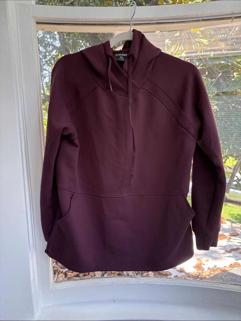 32 Degrees Women's Maroon/Burgundy Hooded Track Pullover-Medium